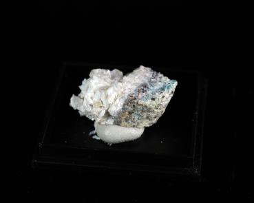 Plumbophyllite